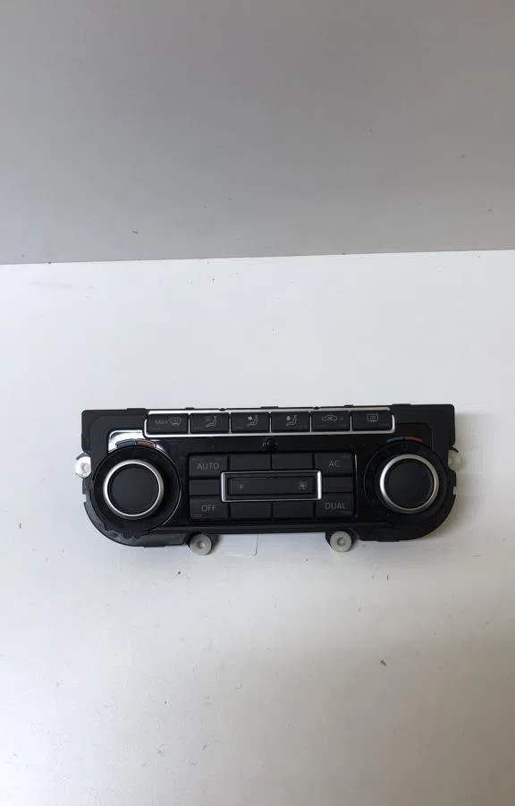 Commande de chauffage Volkswagen TIGUAN (5N_) 2.0 tdi (2008-2018) occasion — photo 2