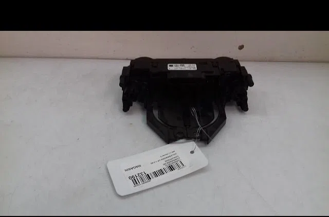 Commande de chauffage Volkswagen UP! (121, 122, BL1, BL2, BL3, 123) 1.0 (2011-2020) 5 portes occasion — photo 3