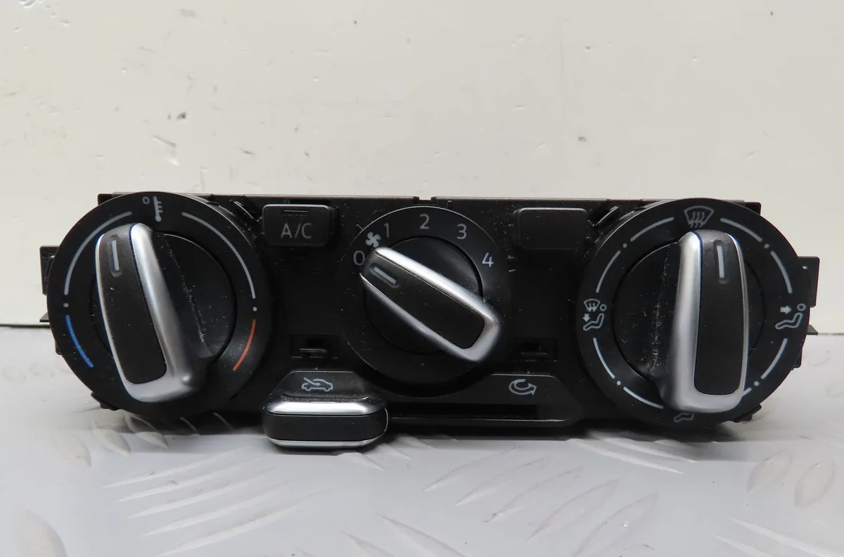 Commande de chauffage VOLKSWAGEN UP occasion