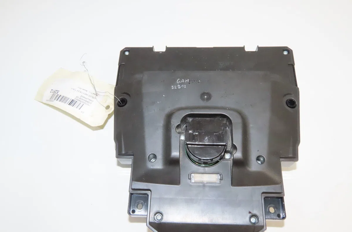 Commande de chauffage Volvo V40 Cross Country (526) D2 (2012-2016) occasion — photo 2