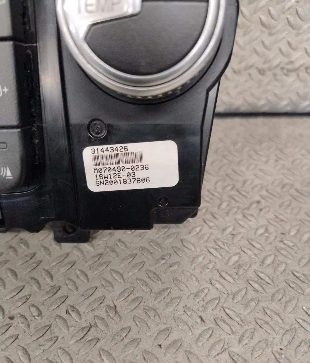 Commande de chauffage VOLVO XC 60 1  XC 60 1 PHASE 2 occasion — photo 2