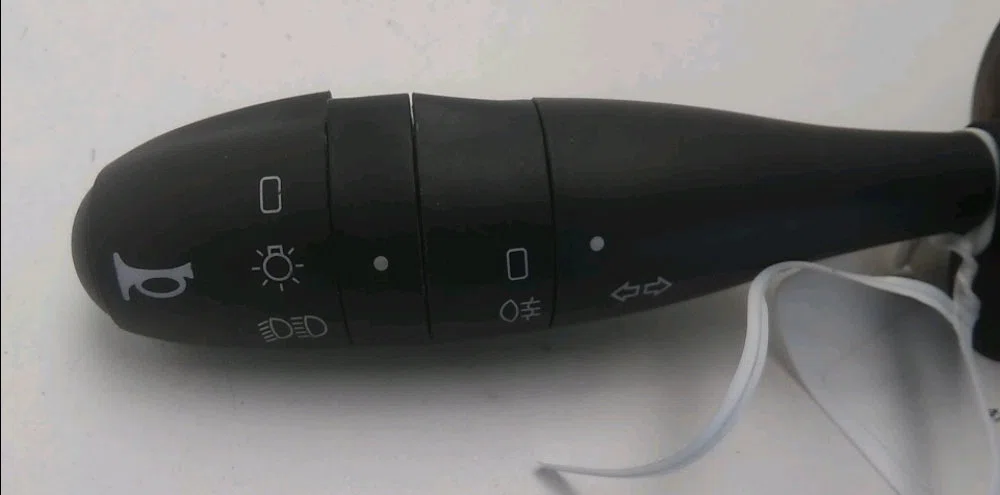Commande eclairage AIXAM S9 occasion — photo 2
