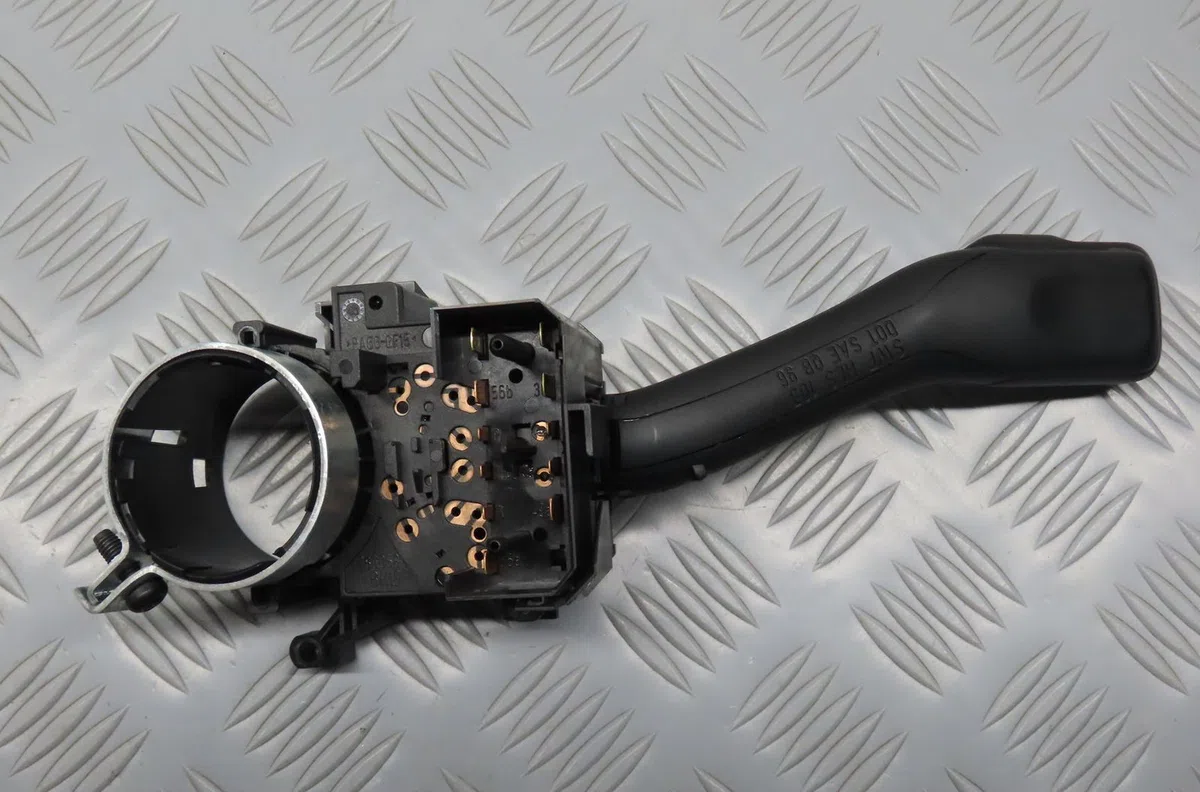 Commande eclairage Audi A3 (8L1) 1.8 t (1996-2003) occasion — photo 2