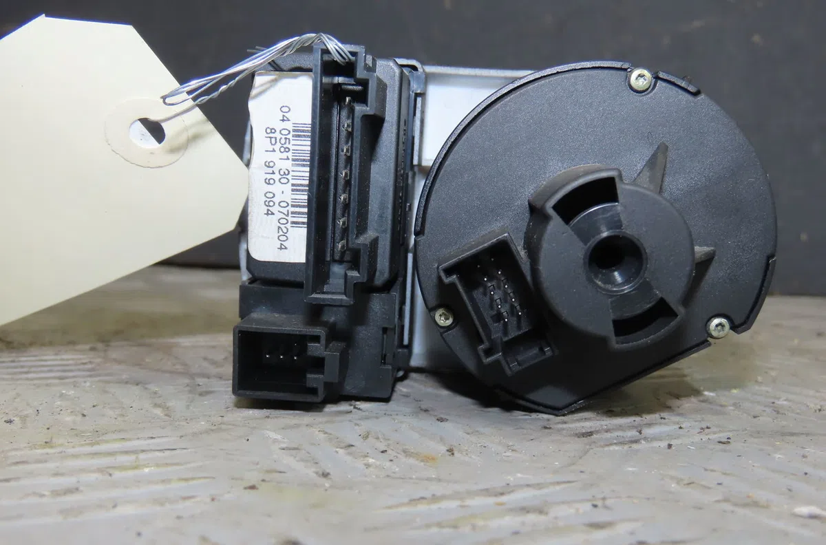 Commande eclairage Audi A3 (8P1) 1.9 tdi (2003-2010) 3 portes occasion — photo 2