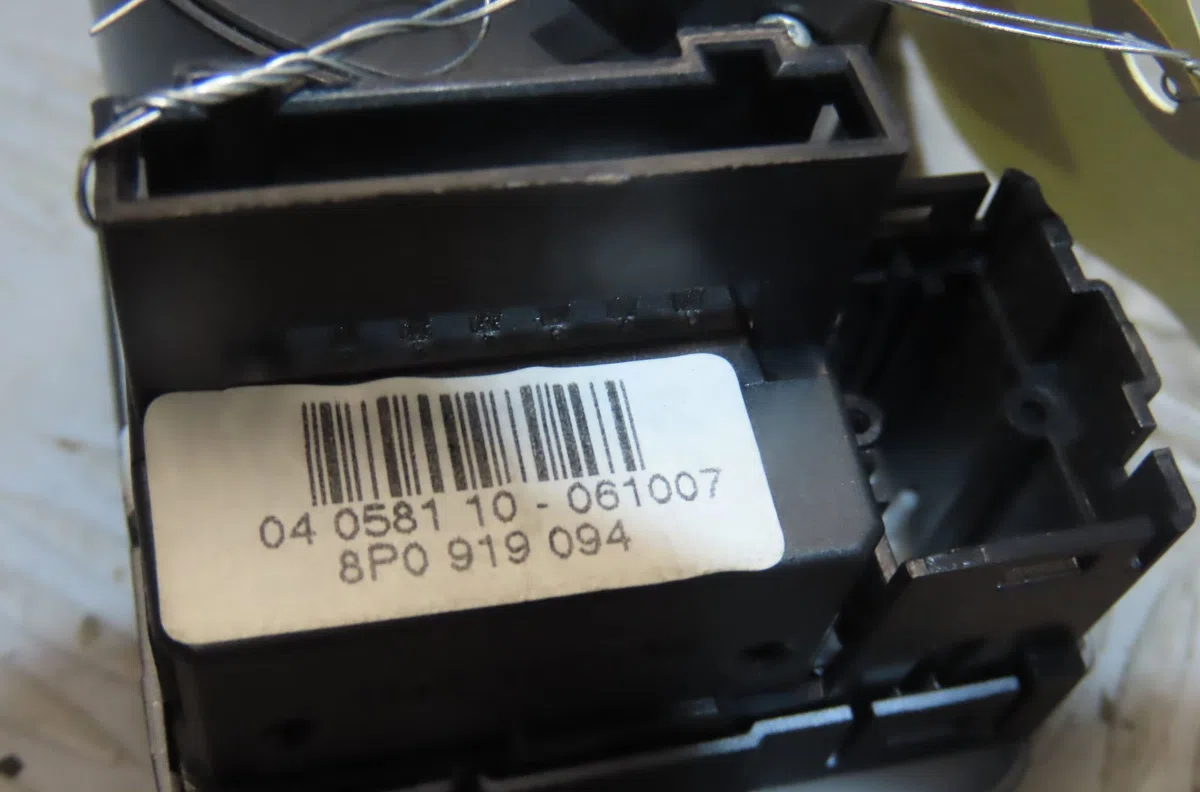 Commande eclairage Audi A3 (8P1) 1.9 tdi (2003-2010) 3 portes occasion — photo 3