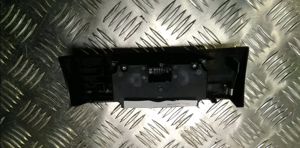 Commande eclairage Bmw 5 (E60) 530 xd (2005-2007) occasion — photo 2