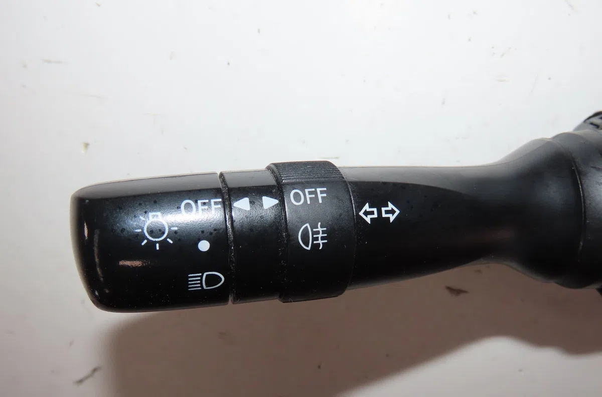 Commande eclairage Citroen C1 (PM_, PN_) 1.0 (2005-2014) 5 portes occasion