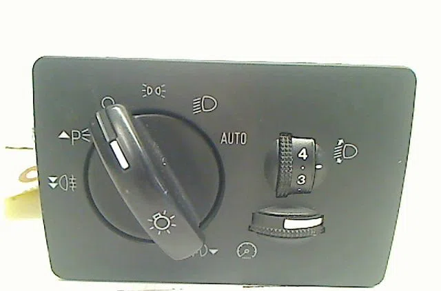 Commande eclairage Ford C-MAX (DM2) 2.0 tdci (2007-2010) occasion — photo 3