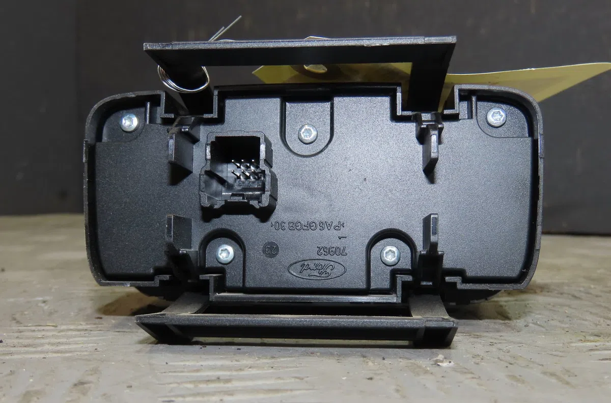Commande eclairage Ford C-MAX II (DXA-CB7, DXA-CEU) 2.0 tdci (2010-2019) occasion — photo 2