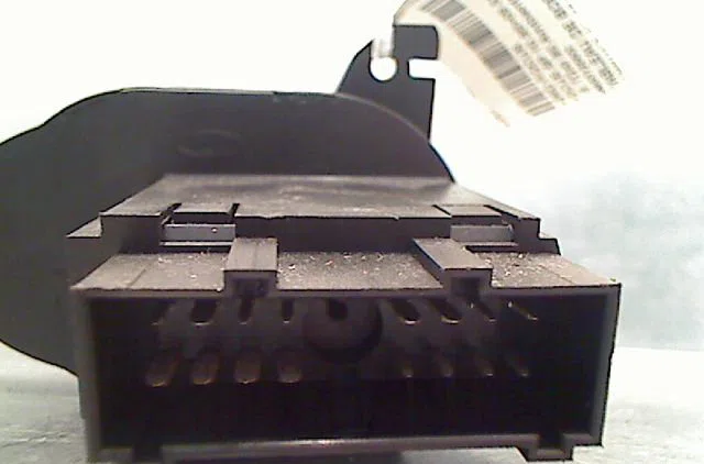 Commande eclairage FORD FOCUS 2002 occasion — photo 2