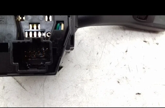 Commande eclairage Ford FOCUS II (DA_, HCP, DP) 1.6 tdci (2004-2012) occasion — photo 4