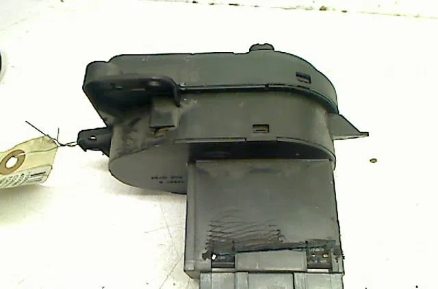 Commande eclairage Ford FUSION (JU_) 1.6 (2002-2009) occasion — photo 2