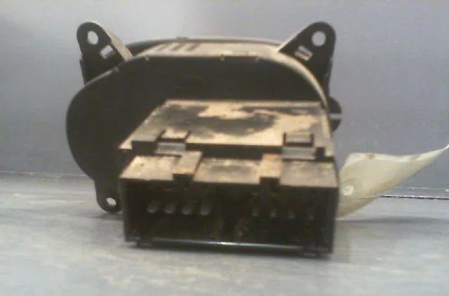 Commande eclairage Ford TRANSIT CONNECT (P65_, P70_, P80_) 1.8 di (2002-2013) occasion — photo 2