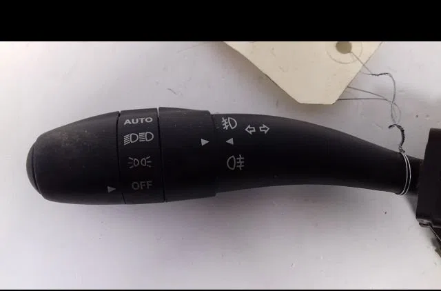 Commande eclairage Hyundai I30 (FD) 1.6 crdi (2007-2011) occasion — photo 2