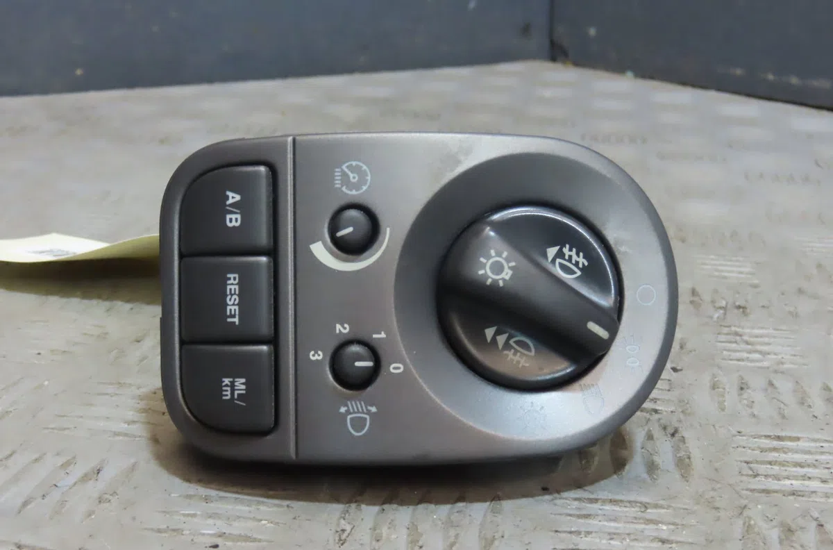 Commande eclairage Jaguar X-TYPE I (X400) 2.2 d (2005-2009) occasion — photo 3