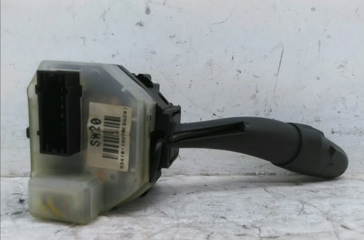 Commande eclairage Kia CEE'D 3-5 portes (ED) 1.6 crdi 90 (2006-2012) occasion — photo 2