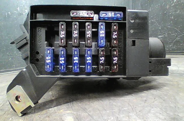 Commande eclairage Mercedes-benz CLASSE E (W210) E 220 cdi (210.006) (1998-1999) occasion — photo 4