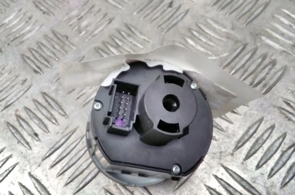 Commande eclairage MPM MOTORS PS160 2020 occasion — photo 2