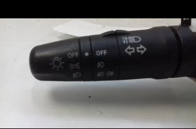 Commande eclairage Nissan NOTE (E11, NE11) 1.5 dci (2010-2012) occasion — photo 2
