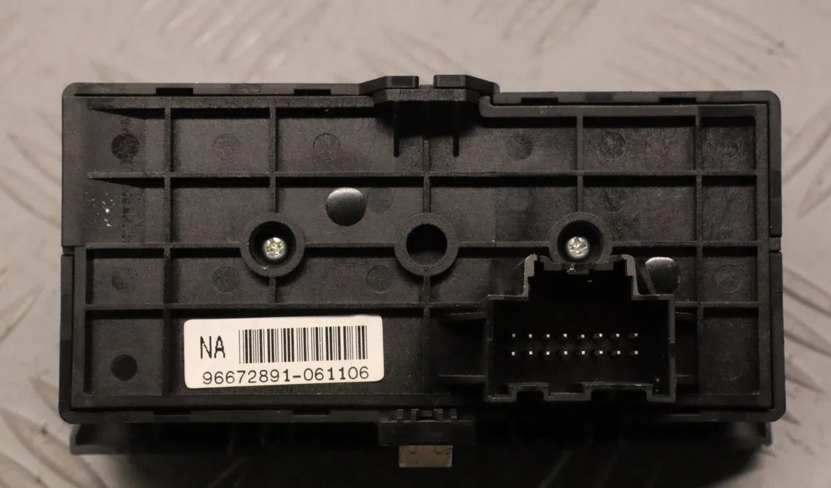 Commande eclairage Opel ANTARA A (L07) 2.0 cdti 4x4 (2006-2011) occasion — photo 2