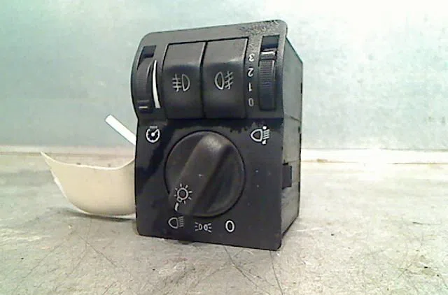 Commande eclairage OPEL ASTRA 2003 occasion — photo 3