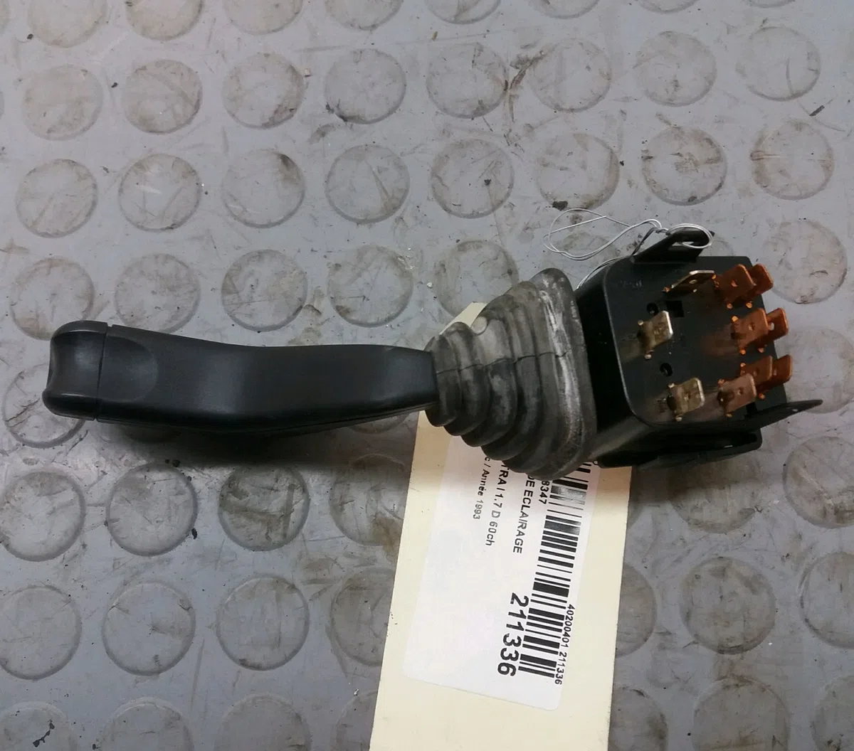 Commande eclairage Opel ASTRA F 3-5 portes (T92) 1.7 d (f08, m08, f68, m68) (1991-1992) occasion — photo 2