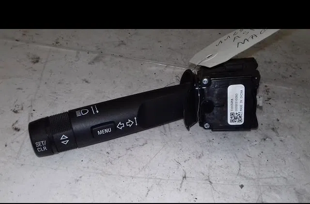 Commande eclairage Opel ASTRA J (P10) 1.4 (68) (2009-2015) occasion — photo 2