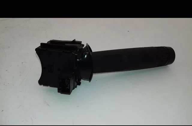 Commande eclairage Opel CORSA E (X15) 1.2 (08, 68) (2014) occasion — photo 2