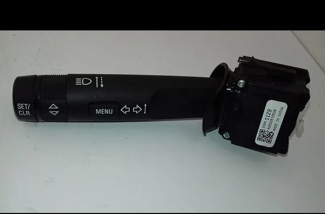 Commande eclairage Opel CORSA E (X15) 1.2 (08, 68) (2014) occasion — photo 4
