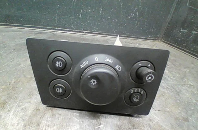 Commande eclairage Opel ZAFIRA - ZAFIRA FAMILY B (A05) 1.7 cdti (m75) (2008-2015) 5 portes occasion — photo 4