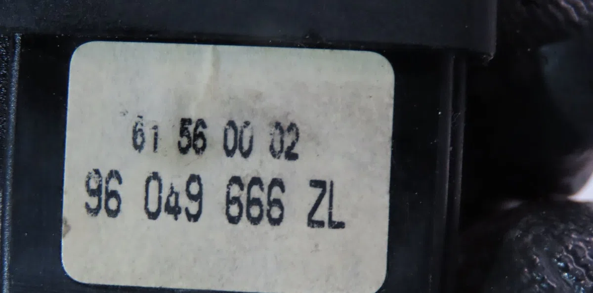 Commande eclairage Peugeot 106 I (1A, 1C) 1.5 d (1994-1996) occasion — photo 3