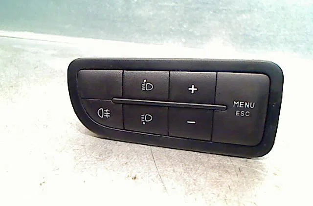 Commande eclairage PEUGEOT BIPPER 2009 occasion — photo 2