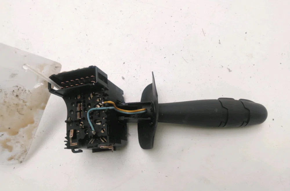 Commande eclairage Renault CLIO II (BB_, CB_) 1.2 lpg (1998-2009) occasion — photo 2