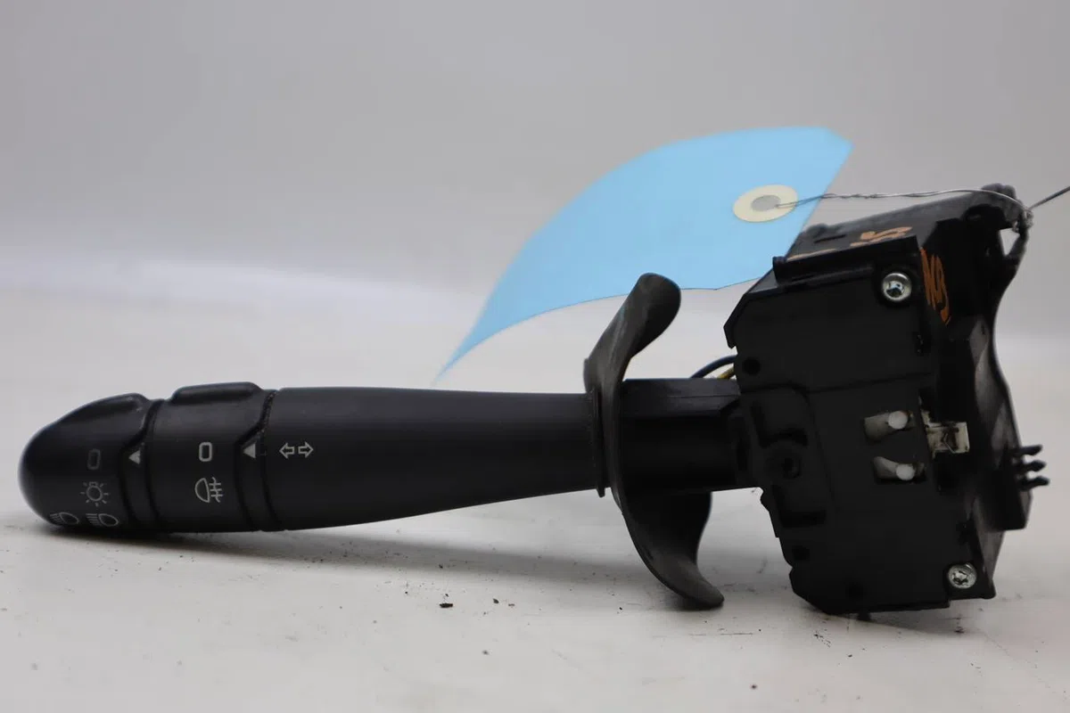Commande eclairage Renault CLIO II (BB_, CB_) 1.5 dci (b-cb08) (2001-2005) 5 portes occasion