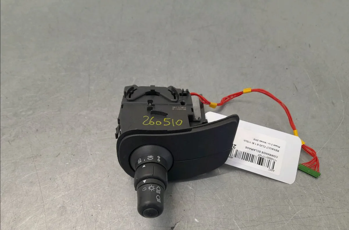 Commande eclairage Renault CLIO III (BR0-1, CR0-1) 1.6 16v (br05, br0b, br0y, br15, br1j, br1m, br1y, cr0b,... (2005-2014) 5 portes occasion