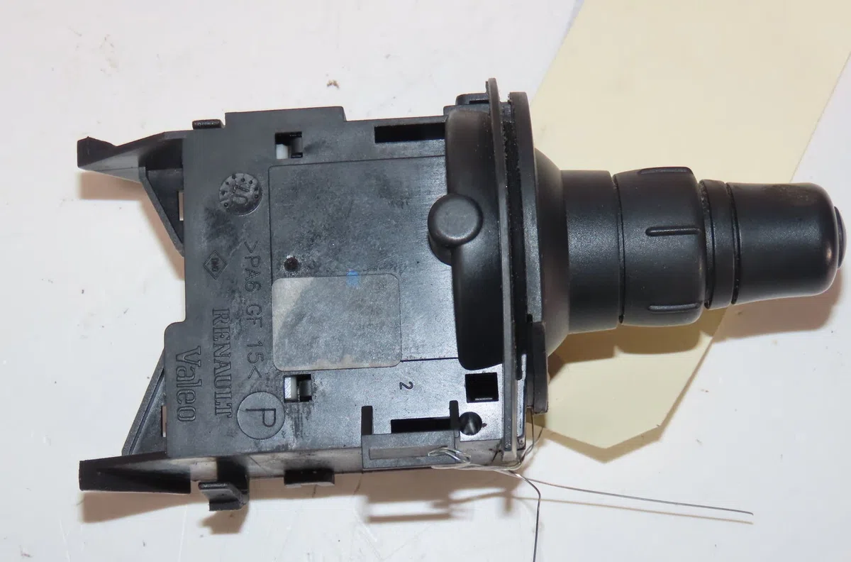 Commande eclairage Renault GRAND SCÉNIC II (JM0-1_) 1.5 dci (jm1e) (2005-2009) 5 portes occasion — photo 2