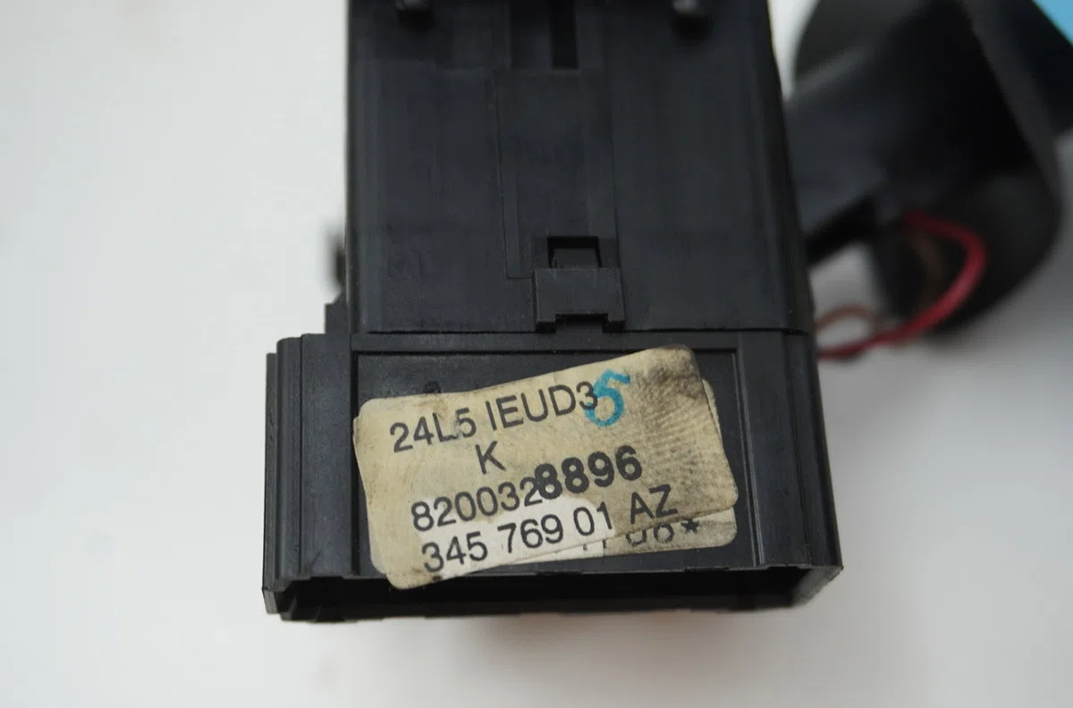 Commande eclairage Renault LAGUNA II Grandtour (KG0-1_) 2.2 dci (kg0f) (2001-2006) occasion — photo 4