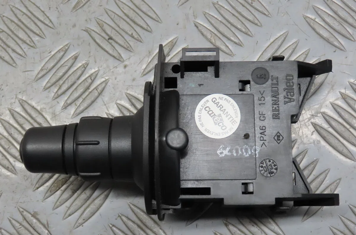 Commande eclairage Renault SCÉNIC II (JM0-1_) 1.9 dci (jm0g, jm12, jm1g, jm2c) (2003-2006) occasion