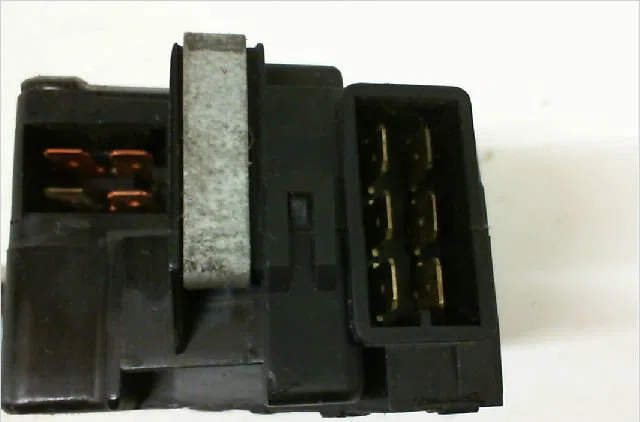 Commande eclairage RENAULT SUPER 5 Phase 1 10-1984--12-1996 1.1 occasion — photo 3