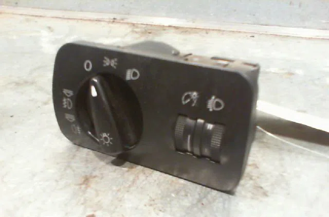 Commande eclairage SEAT IBIZA 2002 occasion — photo 3