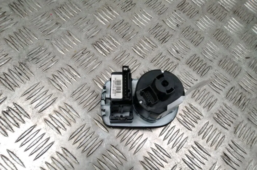 Commande eclairage Seat LEON (1P1) 1.6 tdi (2010-2012) occasion — photo 2