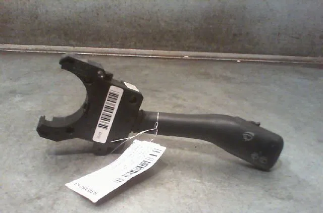 Commande essuie glace AUDI A3 2000 occasion — photo 3