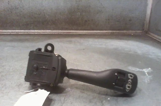 Commande essuie glace Bmw 3 (E46) 325 xi (2000-2005) occasion — photo 3