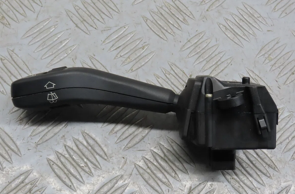 Commande essuie glace Bmw 3 (E46) 330 xd (2000-2003) occasion — photo 4