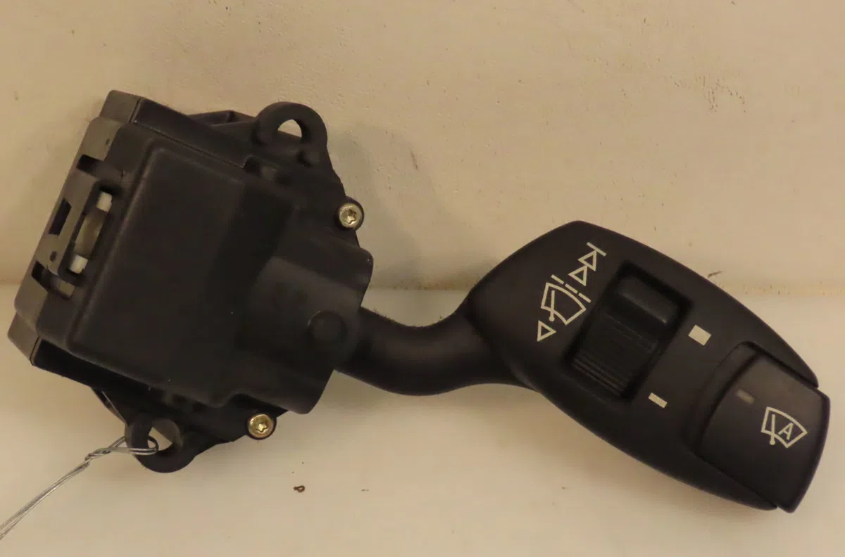 Commande essuie glace Bmw 5 (E60) 530 d (2002-2005) occasion