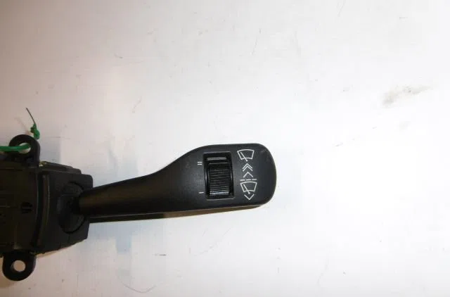 Commande essuie glace BMW SERIE 3 2001 occasion — photo 2