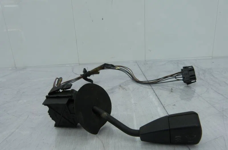 Commande essuie glace BMW SERIE 5 E34 occasion — photo 3
