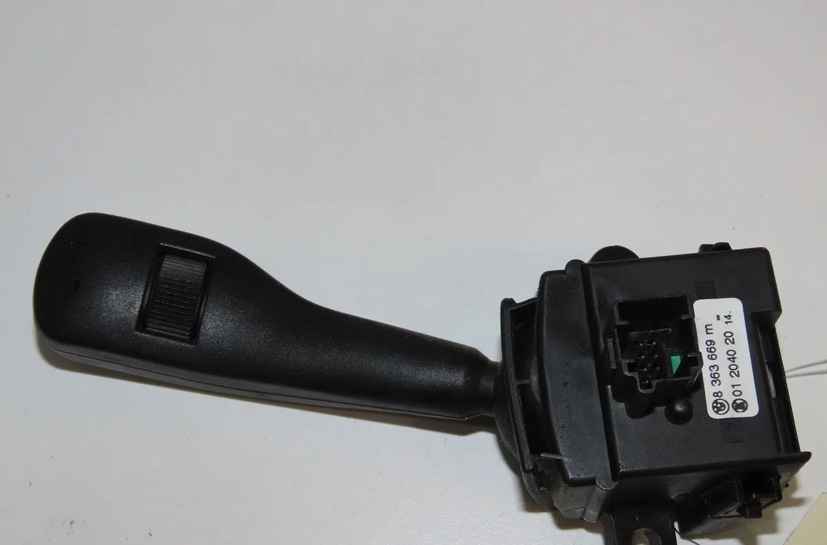 Commande essuie glace Bmw X3 (E83) 2.0 d (2004-2007) occasion