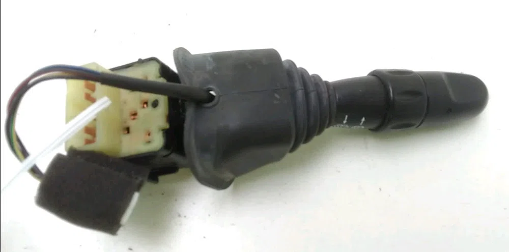 Commande essuie glace Chevrolet LACETTI (J200) 2.0 d (2007) occasion — photo 2