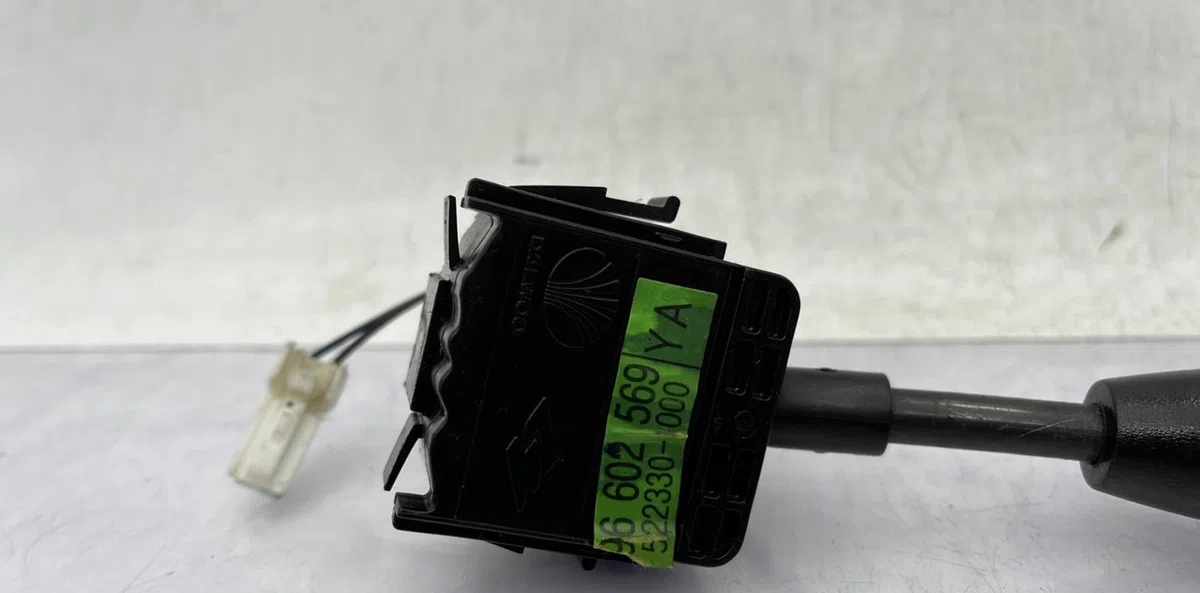 Commande essuie glace CHEVROLET MATIZ 2 occasion — photo 2